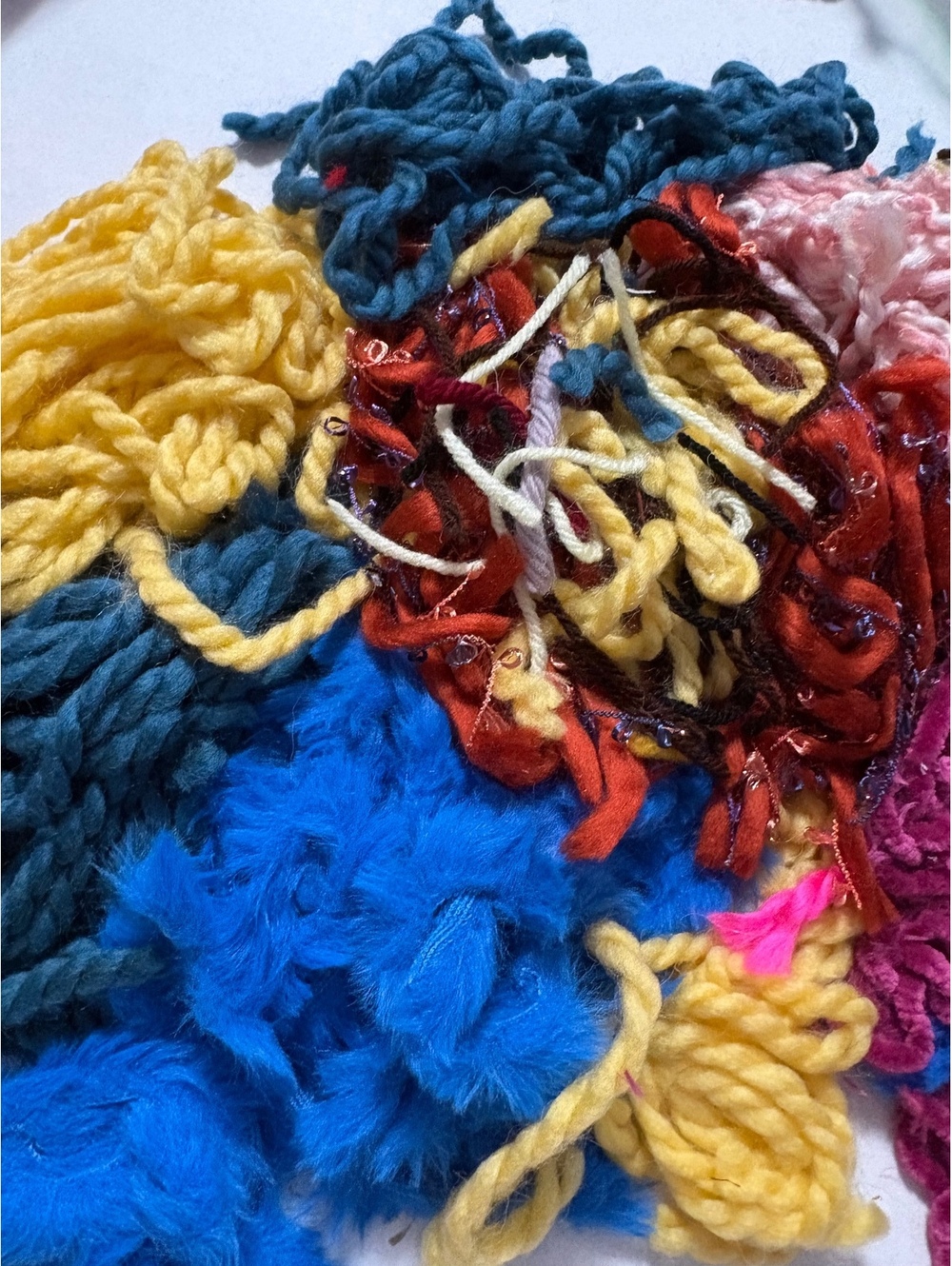 Less than 5 inches yarn pieces